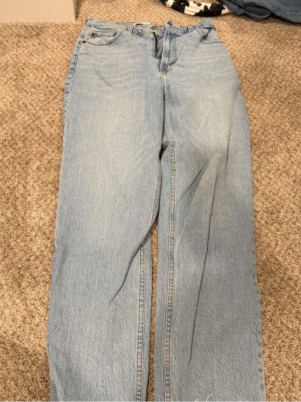 Abercrombie 90’s UHR Light Wash Straight Leg Jeans